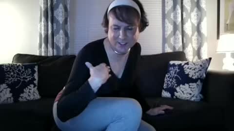 Snapshot of katieutopia chatting on February 2026 04:27:02 AM katieutopia online show from February 2026 04:27:02 AM