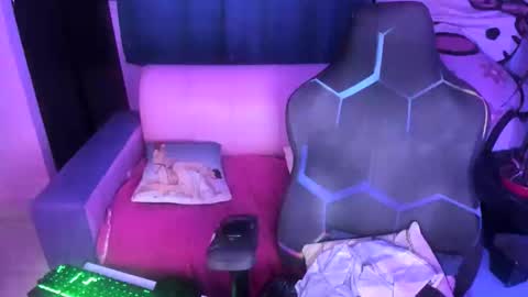 Snapshot of katiuska_doll_squirt chatting on May 2026 06:09:01 PM katiuska_doll_squirt online show from May 2026 06:09:01 PM