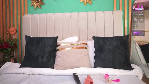 Snapshot of katlyn_martins chatting on September 2025 07:35:01 PM K A T L Y N online show from September 2025 07:35:01 PM