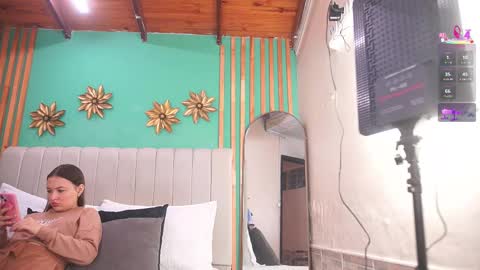 Snapshot of katlyn_martins chatting on December 2025 07:30:02 PM K A T L Y N online show from December 2025 07:30:02 PM