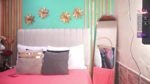 Snapshot of katlyn_martins chatting on December 2025 07:01:02 PM K A T L Y N online show from December 2025 07:01:02 PM