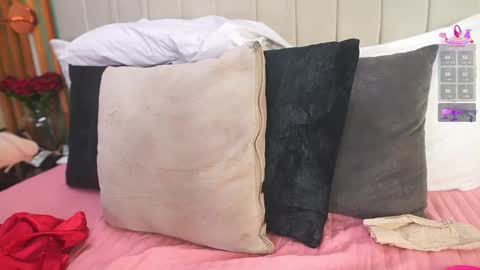 Snapshot of katlyn_martins chatting on December 2025 07:10:02 PM K A T L Y N online show from December 2025 07:10:02 PM