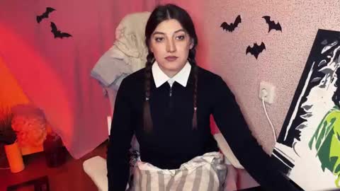 Snapshot of katrin_kristal chatting on October 2025 05:17:01 PM naked in pvt show 100 tk online show from October 2025 05:17:01 PM