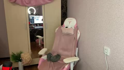 Snapshot of katrin_kristal chatting on November 2025 09:14:02 PM naked in pvt show 100 tk online show from November 2025 09:14:02 PM