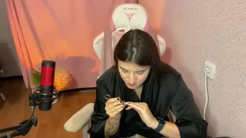 Snapshot of katrin_kristal chatting on December 2025 06:24:02 PM naked in pvt show 100 tk online show from December 2025 06:24:02 PM