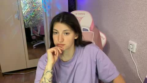 Snapshot of katrin_kristal chatting on April 2026 06:32:02 PM naked in pvt show 100 tk online show from April 2026 06:32:02 PM