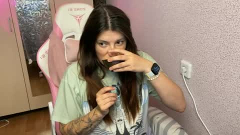 Snapshot of katrin_kristal chatting on April 2026 05:11:01 PM naked in pvt show 100 tk online show from April 2026 05:11:01 PM