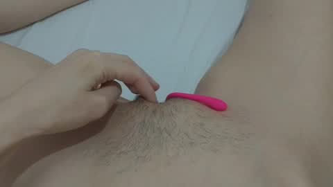 katrina  dont forget to give me thumbs up online show from January 2025 12:04:02 PM