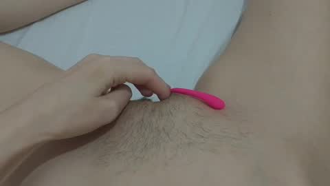 katrina  dont forget to give me thumbs up online show from January 2025 12:33:01 AM