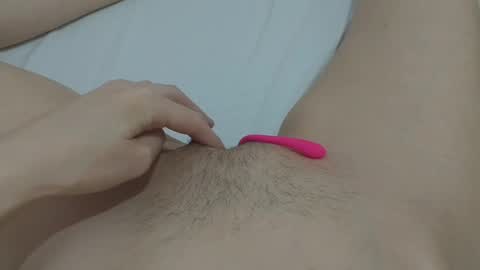 katrina  dont forget to give me thumbs up online show from January 2025 06:44:01 PM