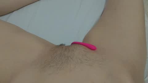 katrina  dont forget to give me thumbs up online show from January 2025 03:24:01 PM