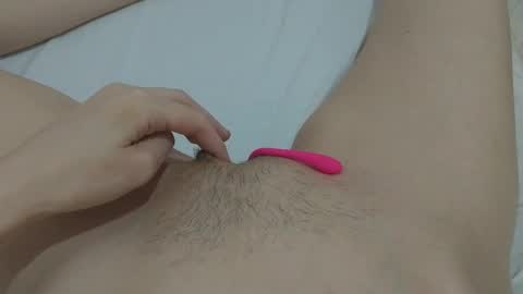 katrina  dont forget to give me thumbs up online show from January 2025 11:44:02 AM