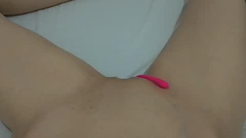 katrina  dont forget to give me thumbs up online show from February 2025 07:12:02 PM