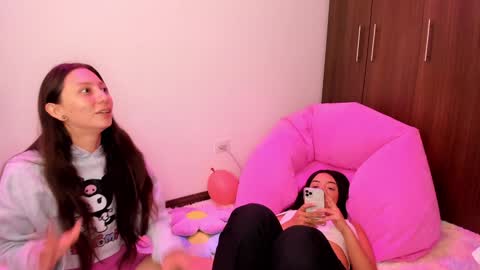 Snapshot of katrinrosex chatting on January 2025 03:07:01 PM Katrin online show from January 2025 03:07:01 PM