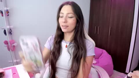 Snapshot of katrinrosex chatting on January 2025 08:11:02 PM Katrin online show from January 2025 08:11:02 PM