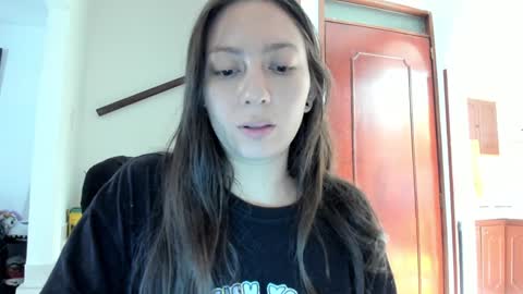 Snapshot of katrinrosex chatting on February 2025 05:56:02 PM Katrin online show from February 2025 05:56:02 PM