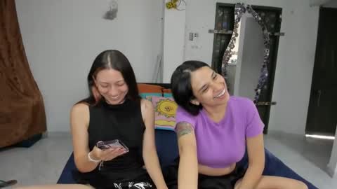 Snapshot of katrinrosex chatting on October 2025 09:22:01 PM Katrin online show from October 2025 09:22:01 PM