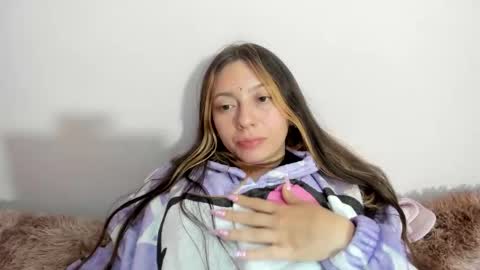 Snapshot of katrinrosex chatting on November 2025 02:00:02 AM Katrin online show from November 2025 02:00:02 AM