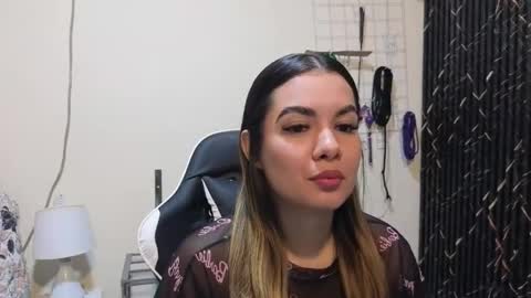 Snapshot of katt_bdsm chatting on April 2026 06:31:02 PM Katt online show from April 2026 06:31:02 PM