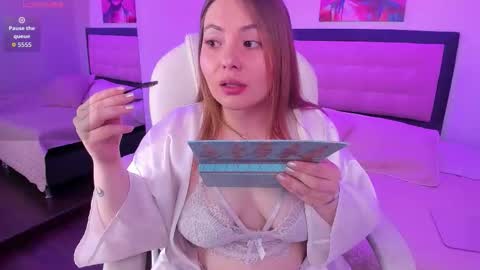 katte_adams online show from December 2025 01:53:01 PM