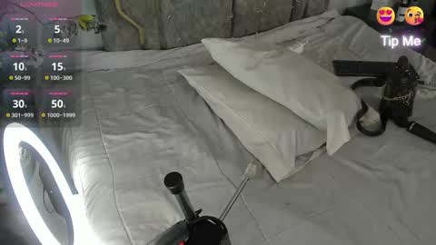 Katerine online show from January 2026 04:05:01 AM