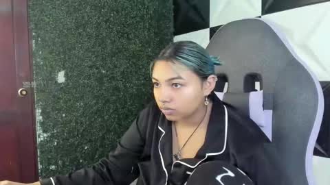 katteyes_ online show from March 2026 07:39:01 PM