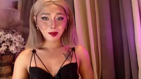 Snapshot of kattiecurrent chatting on April 2026 01:42:02 PM Saisy online show from April 2026 01:42:02 PM