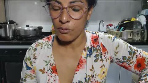 Snapshot of kattleyagray chatting on February 2026 07:17:02 PM KattleyaGrey online show from February 2026 07:17:02 PM