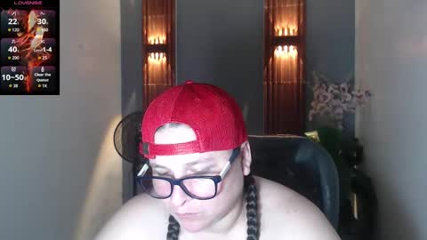 Snapshot of katty_findom_ chatting on September 2025 12:32:02 PM katty online show from September 2025 12:32:02 PM