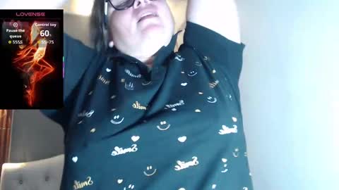 Snapshot of katty_findom_ chatting on November 2025 12:38:01 PM katty online show from November 2025 12:38:01 PM