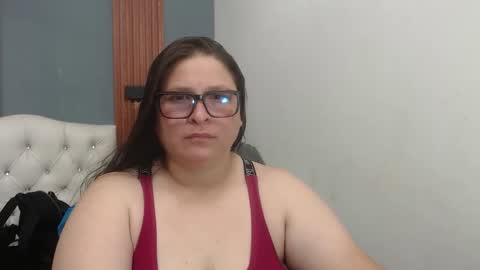 Snapshot of katty_findom_ chatting on May 2026 12:24:02 PM katty online show from May 2026 12:24:02 PM