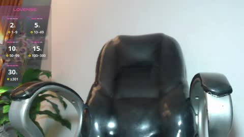 Snapshot of katty_findom_ chatting on June 2026 12:22:01 PM katty online show from June 2026 12:22:01 PM