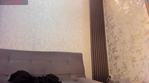 K A T T Y online show from November 2025 08:24:02 PM