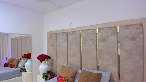 KattyaRogers online show from December 2025 07:32:01 PM