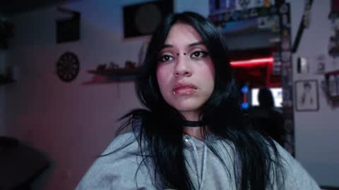      online show from January 2025 06:20:02 AM