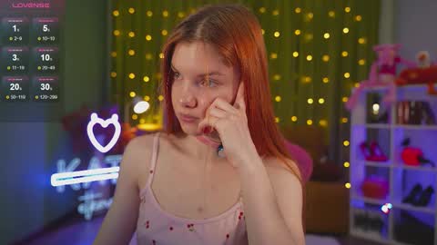 Katy      -    online show from December 2025 05:05:01 AM