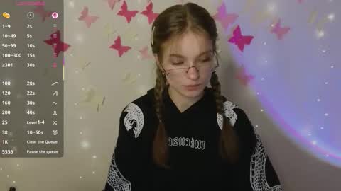 Snapshot of katyaa_lover chatting on November 2025 04:40:02 PM Katya online show from November 2025 04:40:02 PM