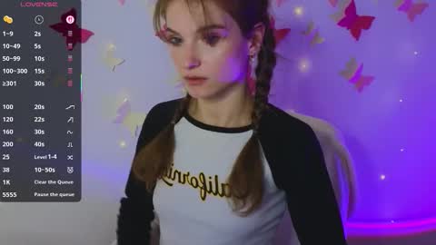 Snapshot of katyaa_lover chatting on November 2025 05:12:01 PM Katya online show from November 2025 05:12:01 PM