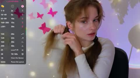 Snapshot of katyaa_lover chatting on November 2025 04:35:01 PM Katya online show from November 2025 04:35:01 PM