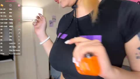 Snapshot of katyberryx chatting on March 2026 04:35:01 AM Kate online show from March 2026 04:35:01 AM