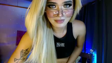 Snapshot of katykiat chatting on December 2024 04:17:01 PM katykiat online show from December 2024 04:17:01 PM