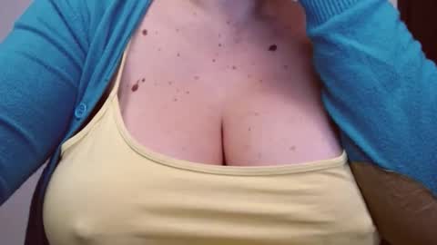 Katy online show from November 2025 04:00:02 AM