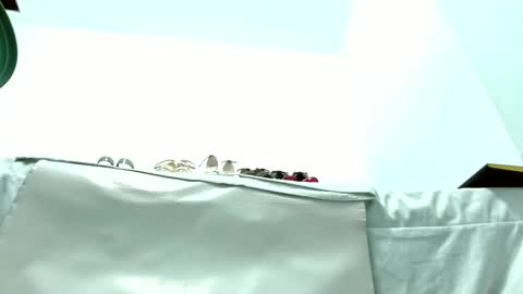 Katy online show from February 2025 09:00:02 AM