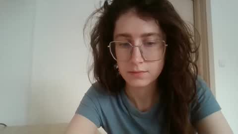 kawaii snowflake online show from December 2025 12:54:01 PM