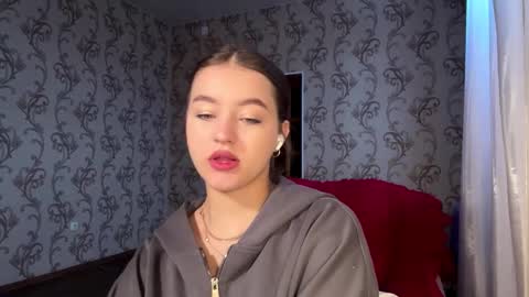 Lana online show from March 2026 06:08:02 AM