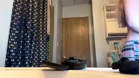 kay_la online show from November 2025 11:11:01 AM