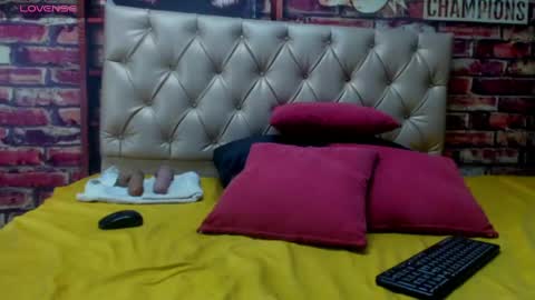 Snapshot of kaya_tatte chatting on May 2026 08:15:01 PM Kaya Tatte online show from May 2026 08:15:01 PM