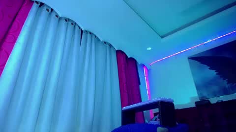 kayla_sexx online show from September 2025 02:02:01 AM