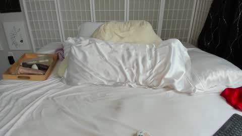 Kayla Cruise online show from December 2024 05:55:01 PM