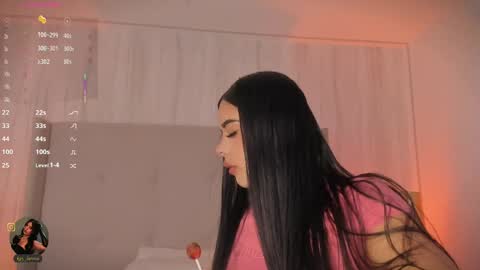 Snapshot of kaylarossi chatting on April 2026 07:17:02 PM Kayla online show from April 2026 07:17:02 PM